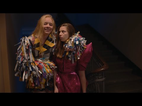 Видео: САМА ДУРА серия 9 из 10! Маша и Крис идут на Хэллоуин. ВСЕ 10 СЕРИЙ НА ЭТОМ КАНАЛЕ