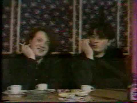 Видео: Агата Кристи в "Закулисье" (Ростов, 18.05.1996)