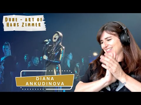 Видео: Реакция и анализ преподавателя вокала Дианы Анкудинова-Дюна (вживую)