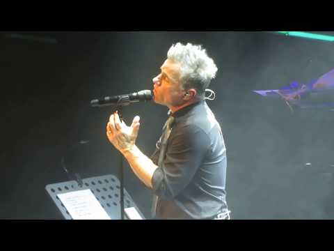 Видео: Bruno Pelletier – SOS d'un Terrien en Détresse (рок-опера Starmania)