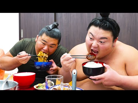 Видео: Сочный Гамбург-Стейк и Тянко-Набэ с Соевым Соусом🍖💪 + Воспоминания о Детских Снэках🍭