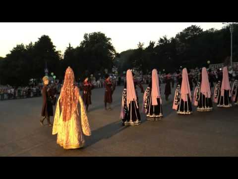 Видео: Ансамбль Кабардинка в Железноводске на Дне Города