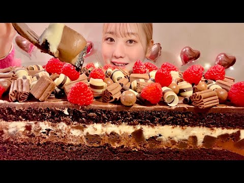 Видео: ASMR смокинг торт🎂 Шоколадный торт【русские субтитры】【Mukbang/ Eating Sounds】