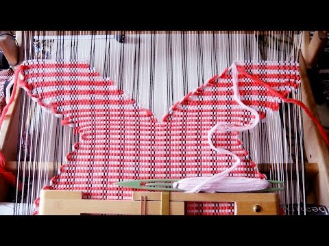 Видео: Фигурное ткачество. Фартук для девочки