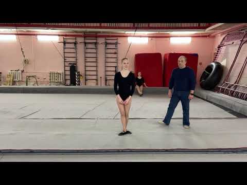 Видео: Отборочные туры для девушек ("Цирковое искусство")