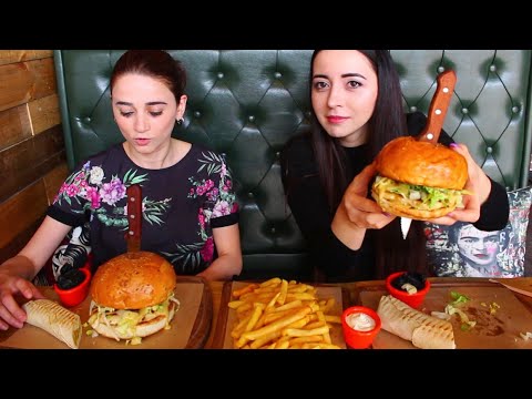 Видео: МУКБАНK С ХОЗЯЙКОЙ BURGERSTATION / ШАУРМА, БУРГЕР, КАРТОШКА Ayka Emilly