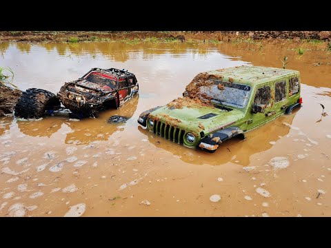 Видео: ЛЕГЕНДА НЕПОБЕДИМА ... Traxxas Summit снова доказал свое превосходство! ... Axial SCX6 OFFroad 4x4