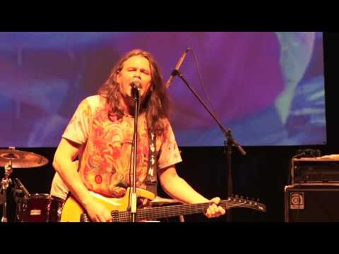 Видео: Разные Люди & Чиж – 25 лет! – Она не вышла замуж (Белгород, ЦМИ, 21.09.2014)