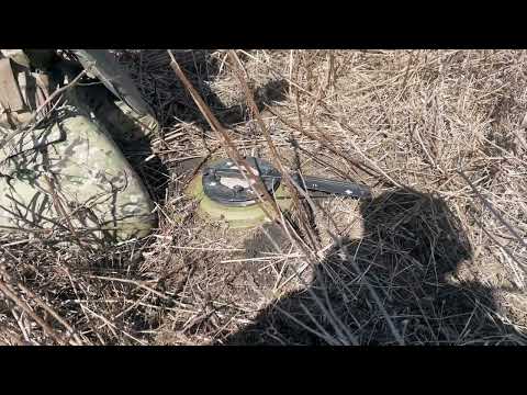 Видео: Міни. Відео-інструкція дистанційного РОЗМІНОВУВАЧА для протитанкових мін ТМ-62 з підривачами МВЧ-62.