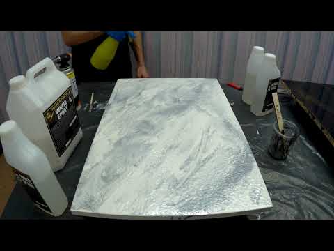 Видео: как обновить фасады кухонного гарнитура, столешницу и многое другое.