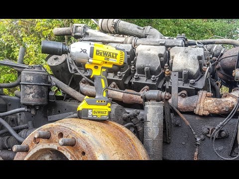 Видео: Аккумуляторный гайковёрт DeWALT DCF 899P2 - Крутим 32 гайки на МАЗе (HARD TEST)