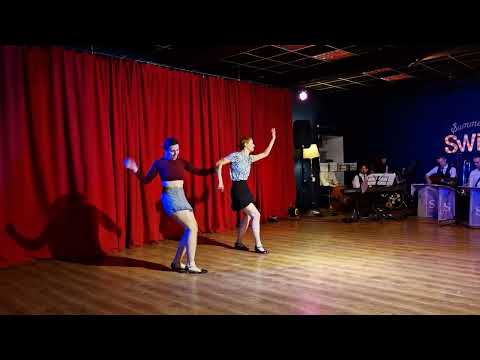 Видео: Номер-сюрприз 1 июня | Summertime Swing Weekend 11