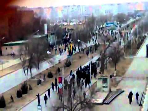 Видео: Вид на стрельбу в Жанаозене с крыши
