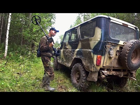 Видео: Металло-коп с металлоискателем Rutus Argo Ne. Нашел "ограбленную" стоянку механизированой бригады.