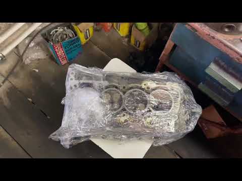 Видео: Санта фе нью G6EA.регулирока зазоров клапанов.неудобный мотор для регулировки...все нюансы.Тюмень