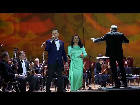 Видео: "Вся жизнь впереди" - Владислав Косарев и Мари Карне