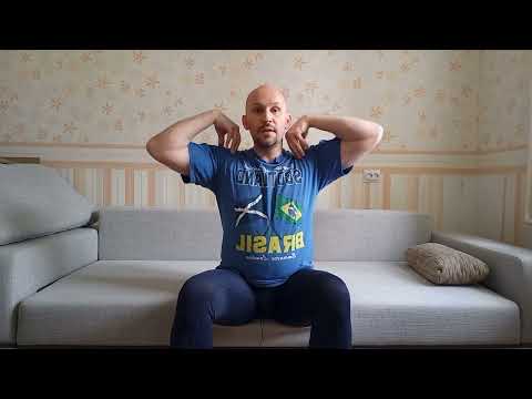 Видео: Утренняя гимнастика для пожилых людей сидя на диване