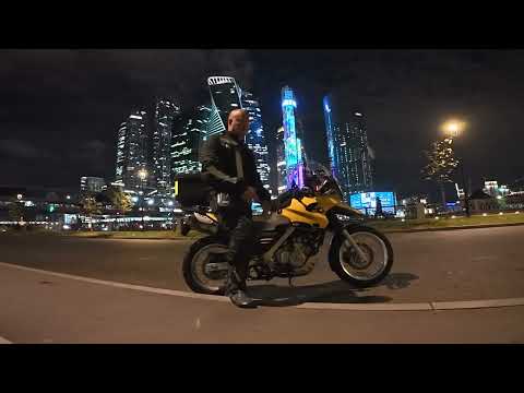 Видео: Обзор мотоцикла bmw f650gs 2000 год после двух сезонов . 