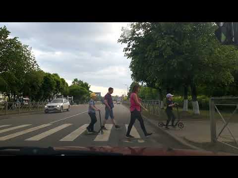 Видео: Катаюсь по Тихвину.  Экскурсия вдоль и поперек за час до звонка.