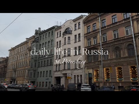 Видео: [SUB] Как живет обычная девушка в Петербурге