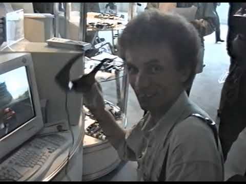 Видео: КОМПЬЮТЕРЫ и Технологии 90-х! 4ч. Выставка Info Bel 99! С сыном!