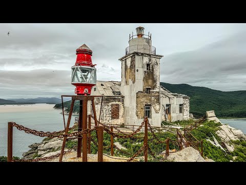 Видео: Необитаемый остров Чихачёва | Моряк-Рыболов | старый маяк | скала Орёл |Приморский край