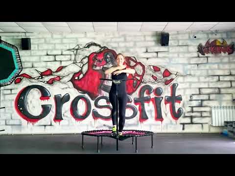 Видео: Легкий трек для тренировки джампинг-фитнес. Простая хореография, несложные элементы