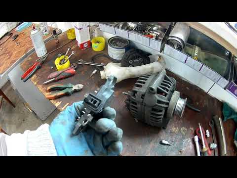 Видео: Dacia Logan нет зарядки. Ремонт генератора.