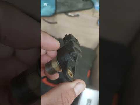 Видео: Не заводится на горячую Мерседес Вито 638 с двигателем  2.2 cdi