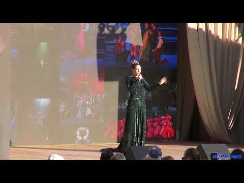 Видео: Московская Оперетта в парках Москвы / Russian Operetta, Moscow Part XIV #yurbau