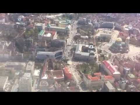 Видео: Кацане на летище София