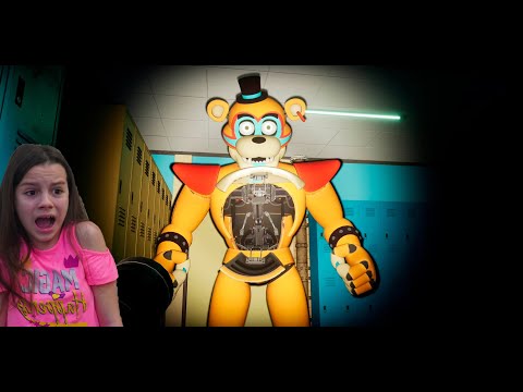 Видео: Аниматроник Реальная игра против  Freddy FNAF in real life
