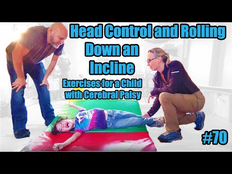 Видео: #70 Управление головой и скатывание по склону: упражнения для ребенка с ДЦП
