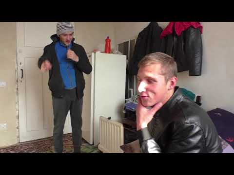 Видео: Привез кирпич для постройки печи.