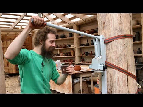 Видео: 🍯 Настенный выдавливатель Глины Экструдер Никодим Волшебство керамики