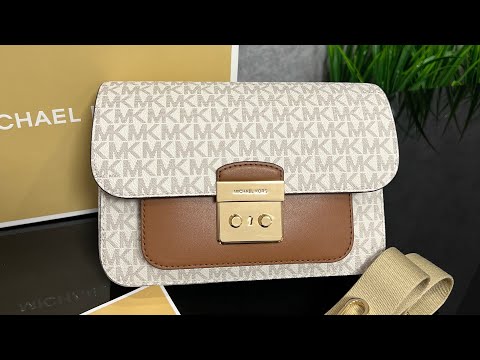 Видео: Распаковка сумки MICHAEL KORS Sloan Editor Medium Signature Logo Messenger Bag (vanilla)