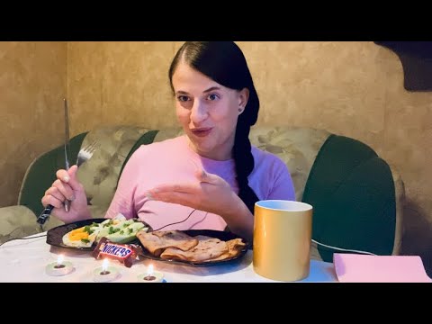 Видео: МУКБАНГ УТРЕННЯЯ ЯИЧНИЦА 🍳/ ИНДЕЙКА/ КОФЕ И SNICKERS #asmr #breakfast #mukbang #food