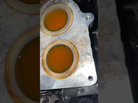 Видео: Замена термостата на DAF 106