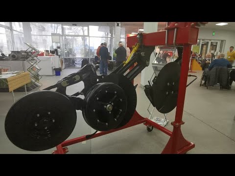 Видео: 25. 02.2021. Олег Дидовец. Сошник 3820 сеялки Bourgault.