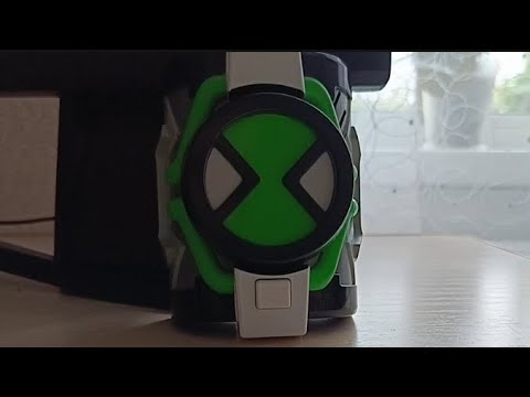 Видео: Часы Омнитрикс из Бен 10! Обзор.