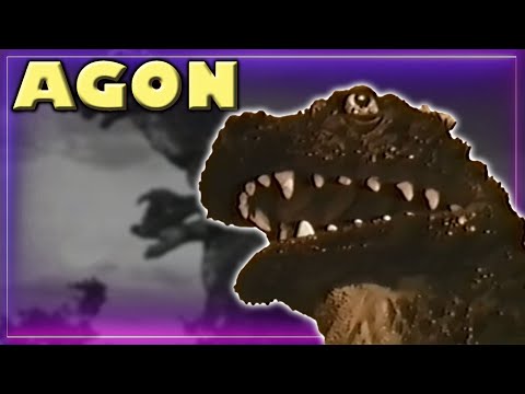 Видео: По-настоящему странная японская телевизионная пародия на Годзиллу из 60-х (Giant Phantom Monster ...