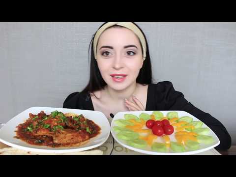 Видео: КУРИЦА В СОУСЕ MUKBANG asmr Ayka Emilly