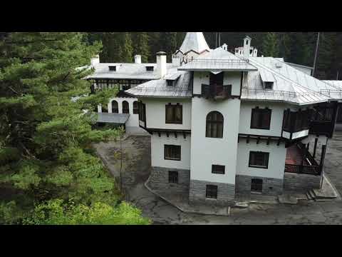 Видео: Несколько дней ....Часть 1 - сосны , реки, дворцы и история.