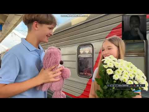 Видео: смотрю новою песню мэнди