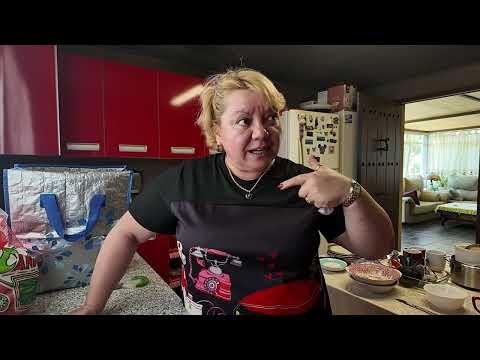 Видео: 25 лет живу в Испании. Не хочу обращать внимание, как надоели мне эти суч...ки