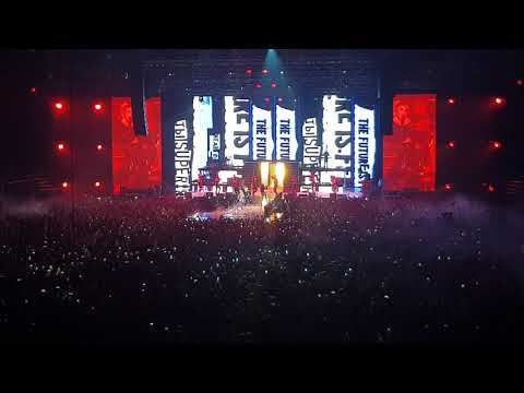 Видео: Начало шоу LOBODA    SuperStar Минск 08 12 2018