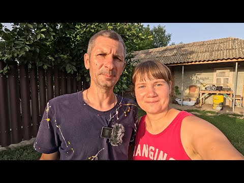 Видео: Ремонт старого дома. Весь день как на конвейере