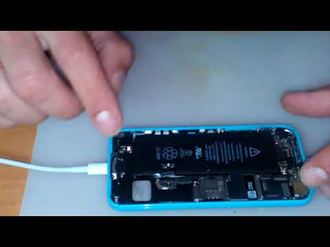 Видео: iPhone 5C не включается/не заряжается