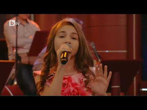 Видео: Шоуто на Слави: Крисия и Ку-ку бенд - Де е България