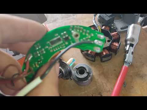 Видео: CDI Генератор от скутера на Днепр + совек без Акб Проект насмарку